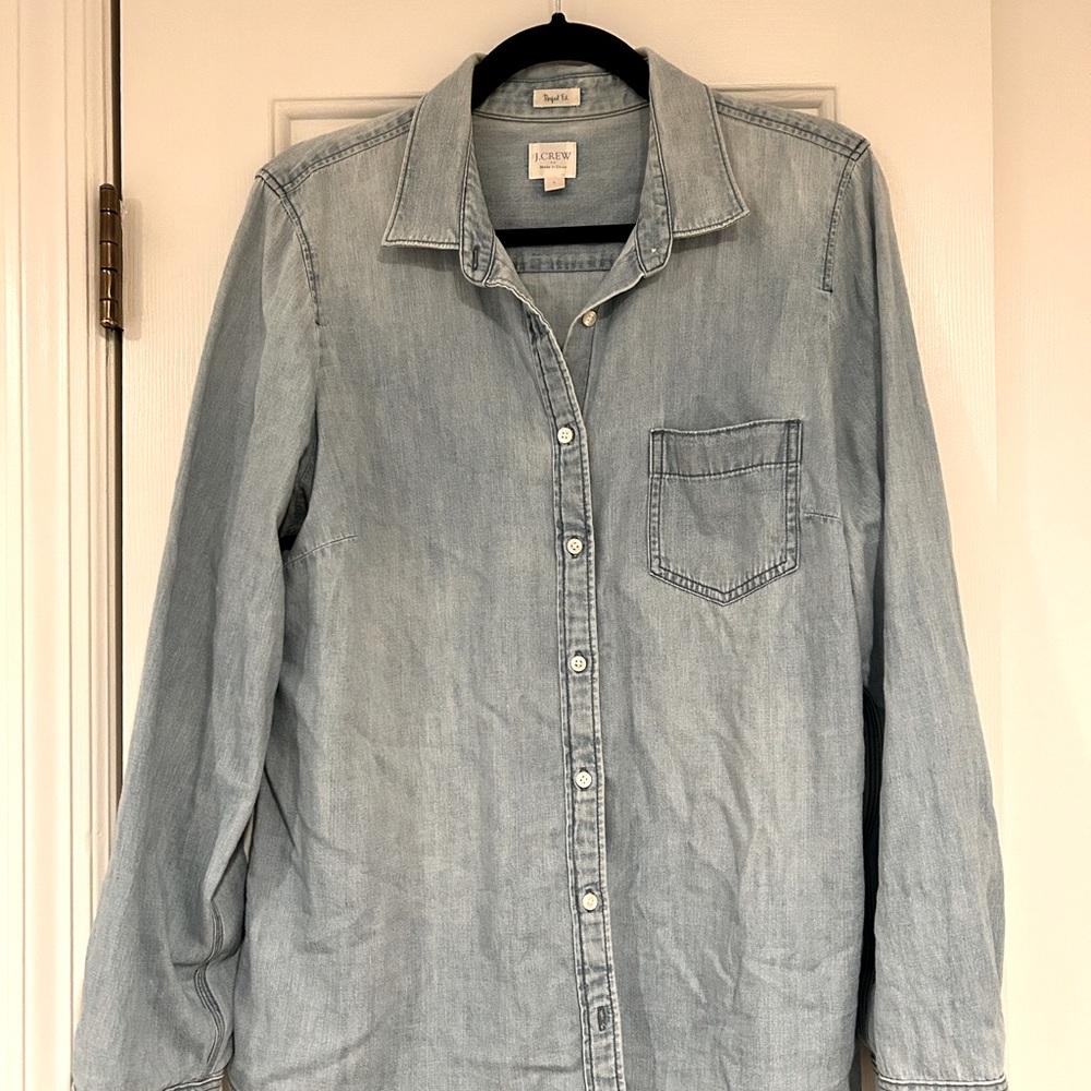 J. Crew Perfect Fit Chambray Shirt Large